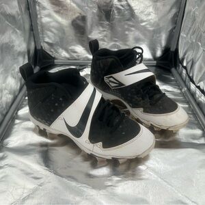 Nike baseball cleats